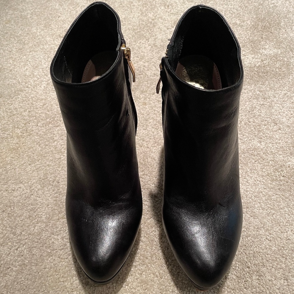 Vince Camuto Dira Leather Platform Bootie Size 9